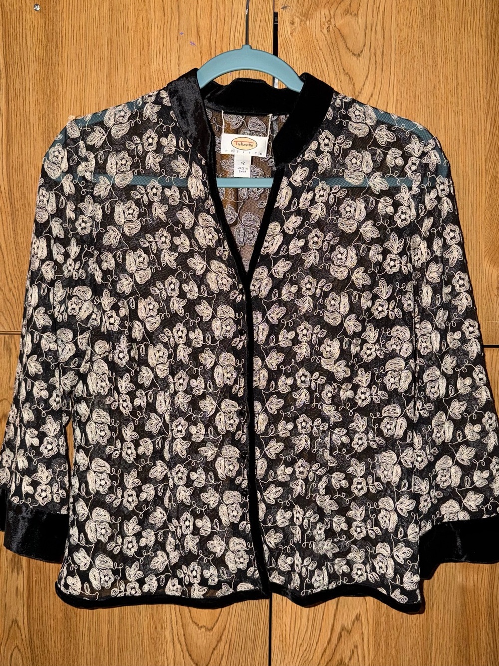 Vintage Talbots floral lace button down top